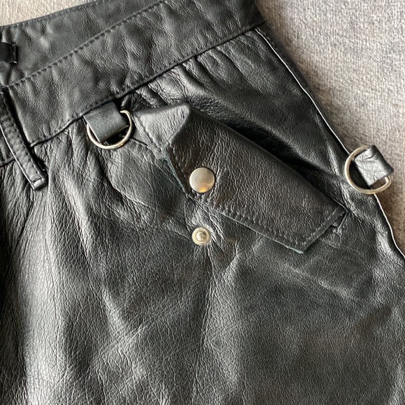 Black leather cargo pants. Genuine leather. Size extra small/27. - Picture 4 of 7